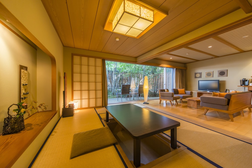 和味の宿 角上楼 名古屋