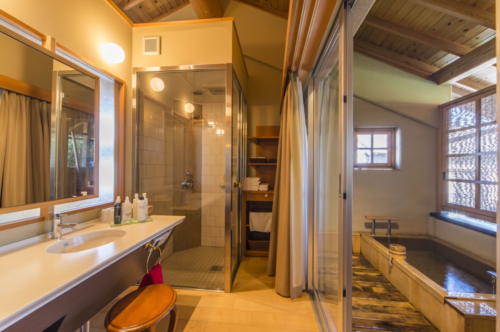 和味の宿 角上楼 名古屋