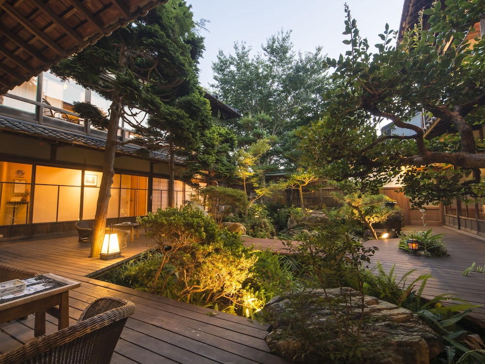 和味の宿 角上楼 名古屋