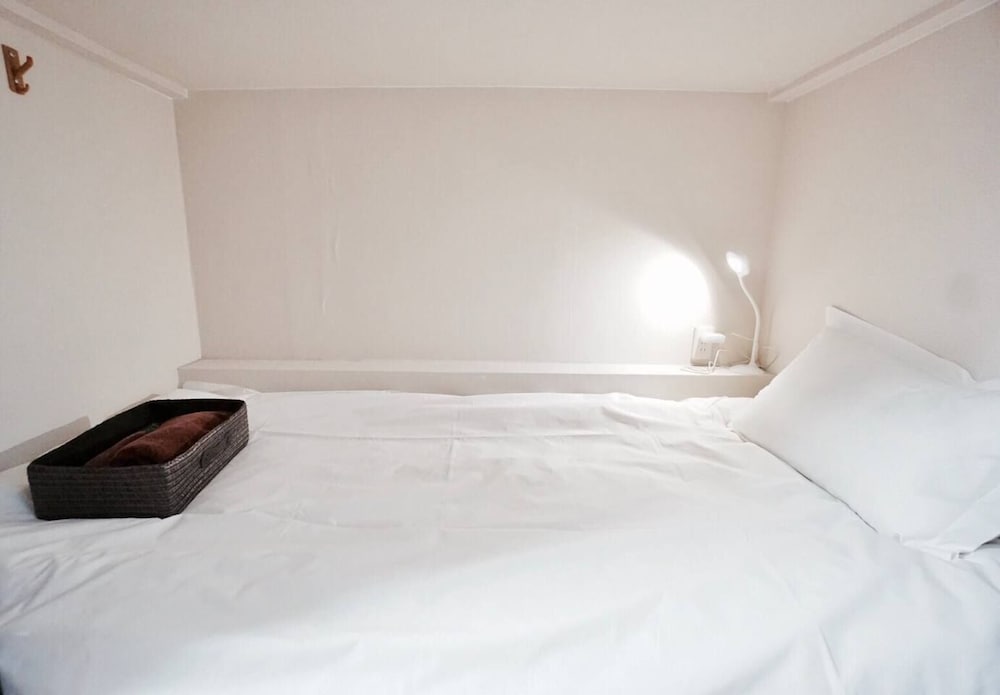 HOSTEL 758 NAGOYA2H 名古屋
