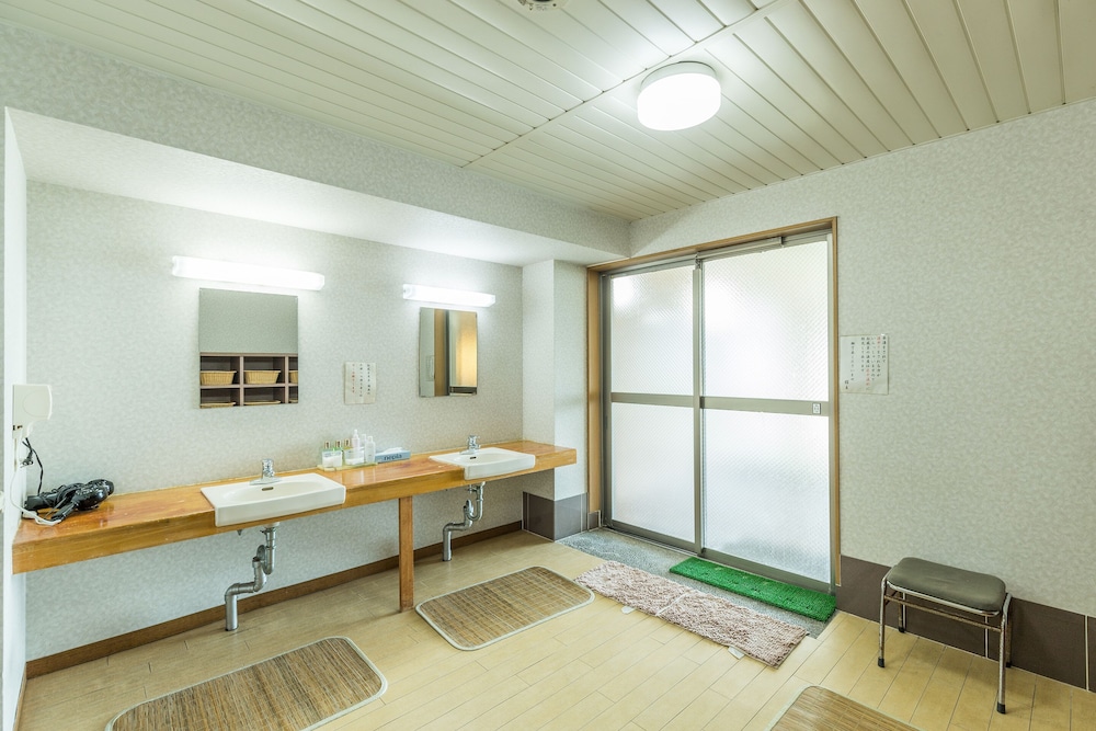 OYO 旅館 高峰荘 篠島 名古屋