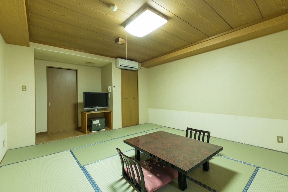 OYO 旅館 高峰荘 篠島 名古屋
