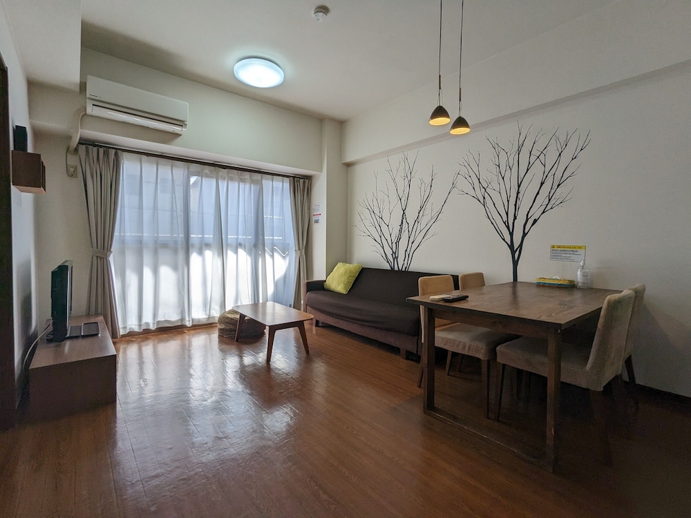PRAVAFOR JOSAI APARTMENT 名古屋