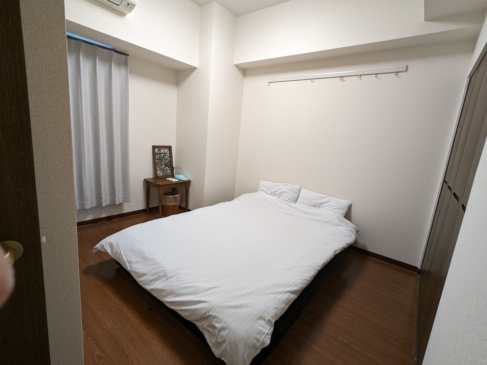 PRAVAFOR JOSAI APARTMENT 名古屋