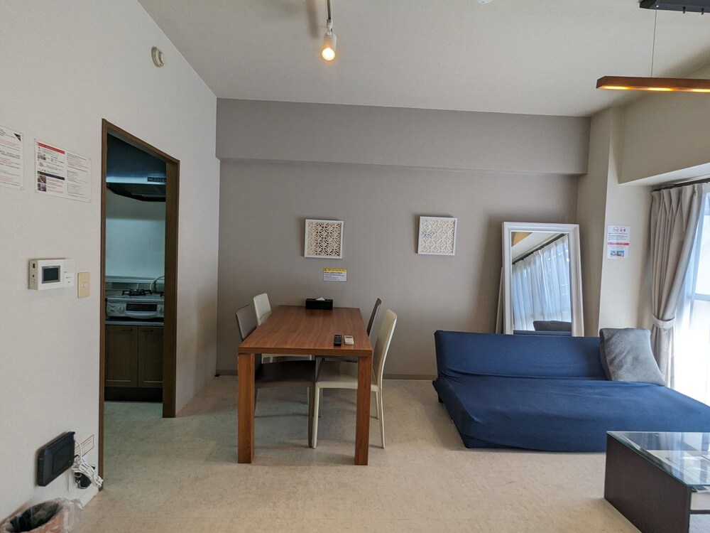 PRAVAFOR JOSAI APARTMENT 名古屋