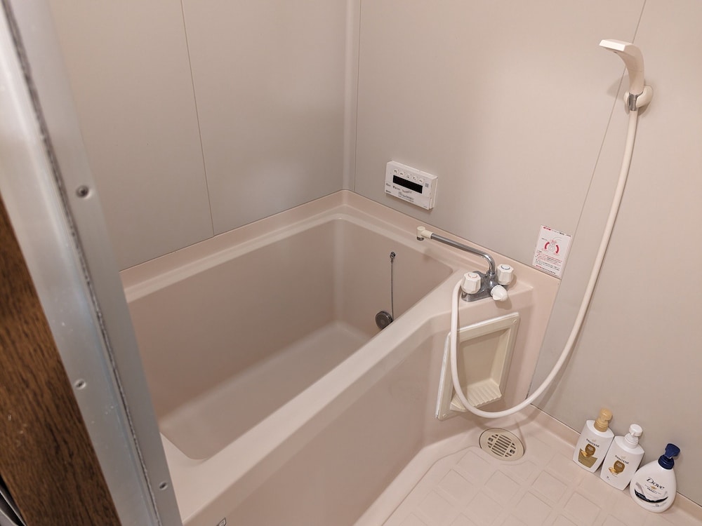 PRAVAFOR JOSAI APARTMENT 名古屋