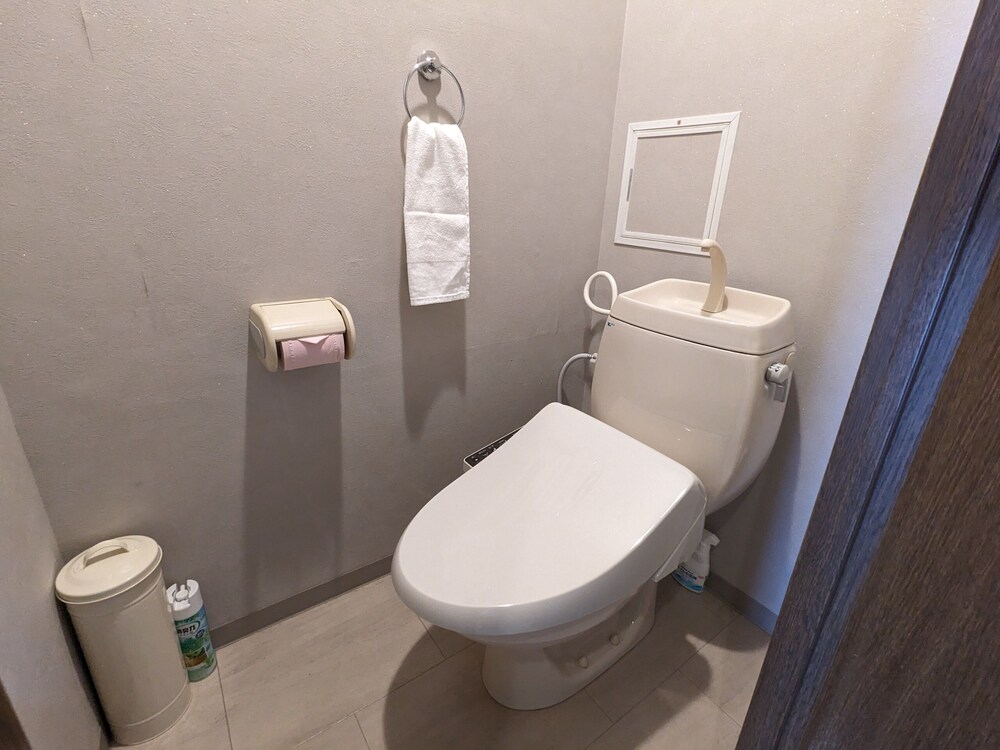 PRAVAFOR JOSAI APARTMENT 名古屋