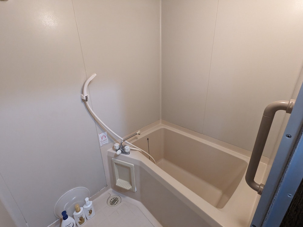 PRAVAFOR JOSAI APARTMENT 名古屋