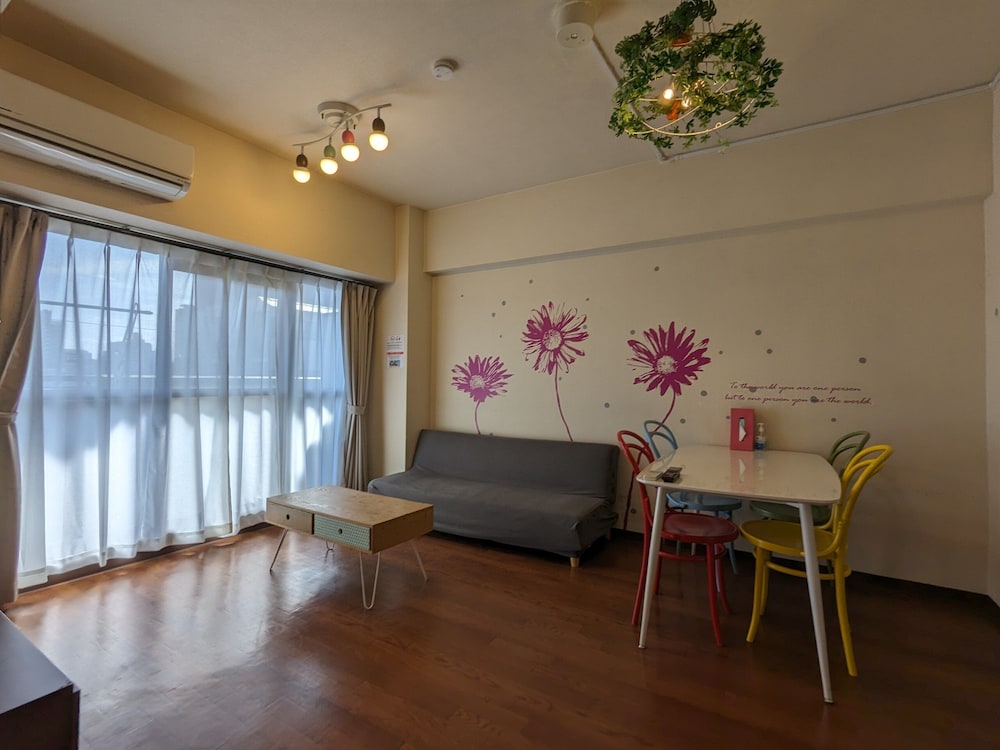 PRAVAFOR JOSAI APARTMENT 名古屋