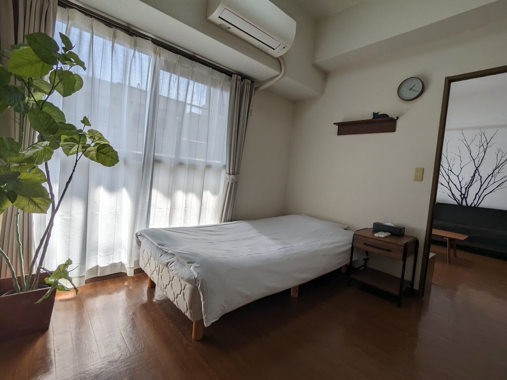 PRAVAFOR JOSAI APARTMENT 名古屋