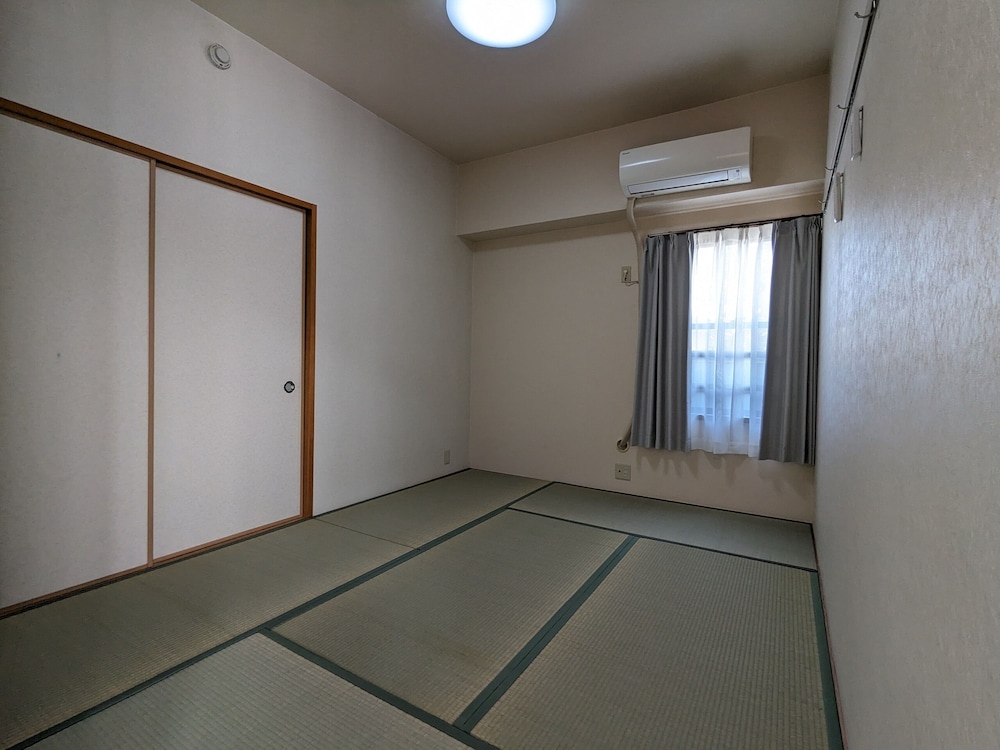 PRAVAFOR JOSAI APARTMENT 名古屋
