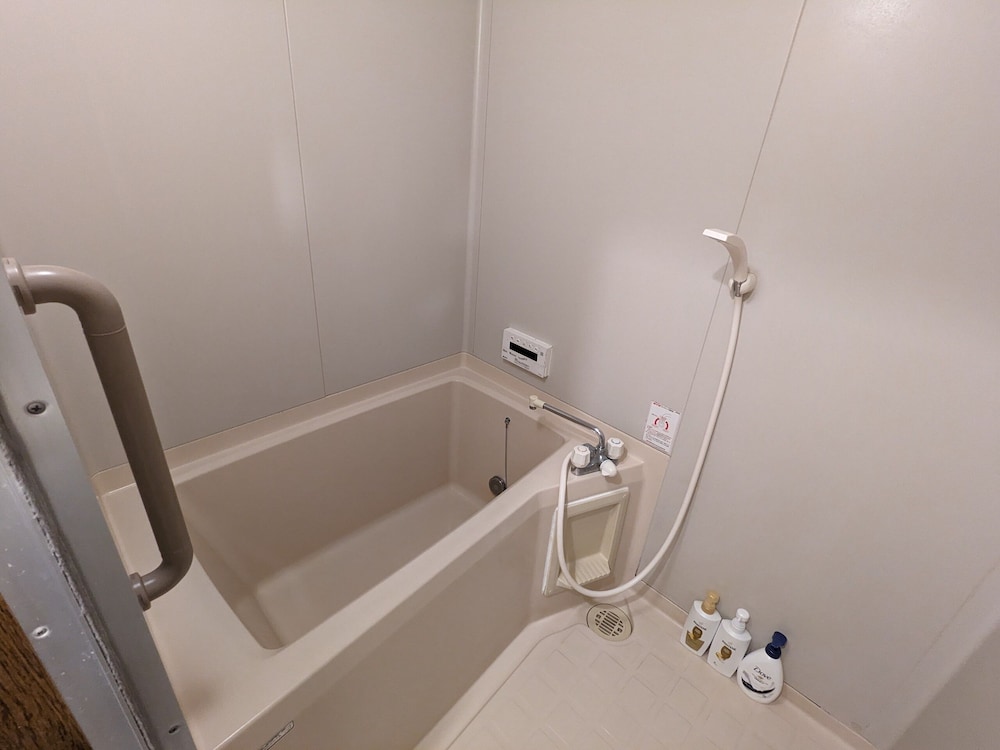 PRAVAFOR JOSAI APARTMENT 名古屋