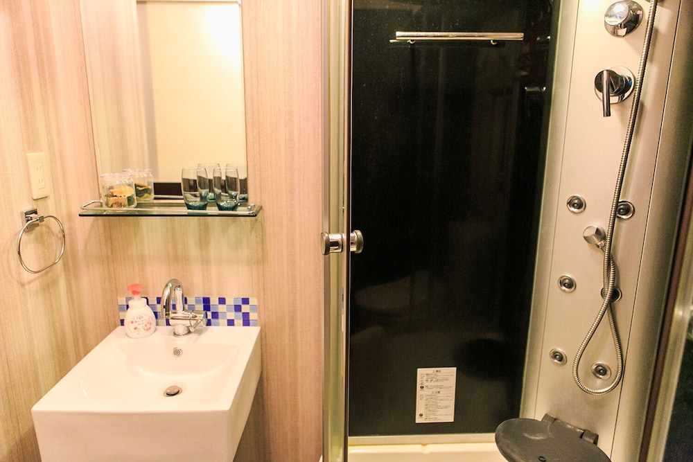 LUXE DEMEURE APARTMENT 名古屋