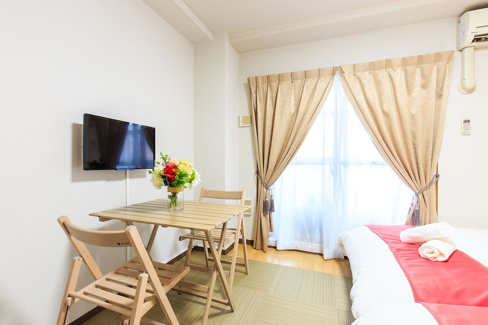 TRUST NAGOYA APARTMENT 名古屋