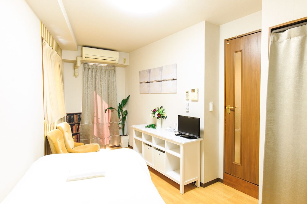 TRUST NAGOYA APARTMENT 名古屋