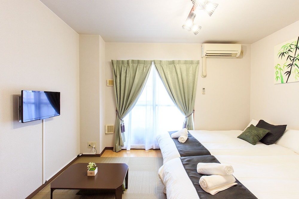 TRUST NAGOYA APARTMENT 名古屋