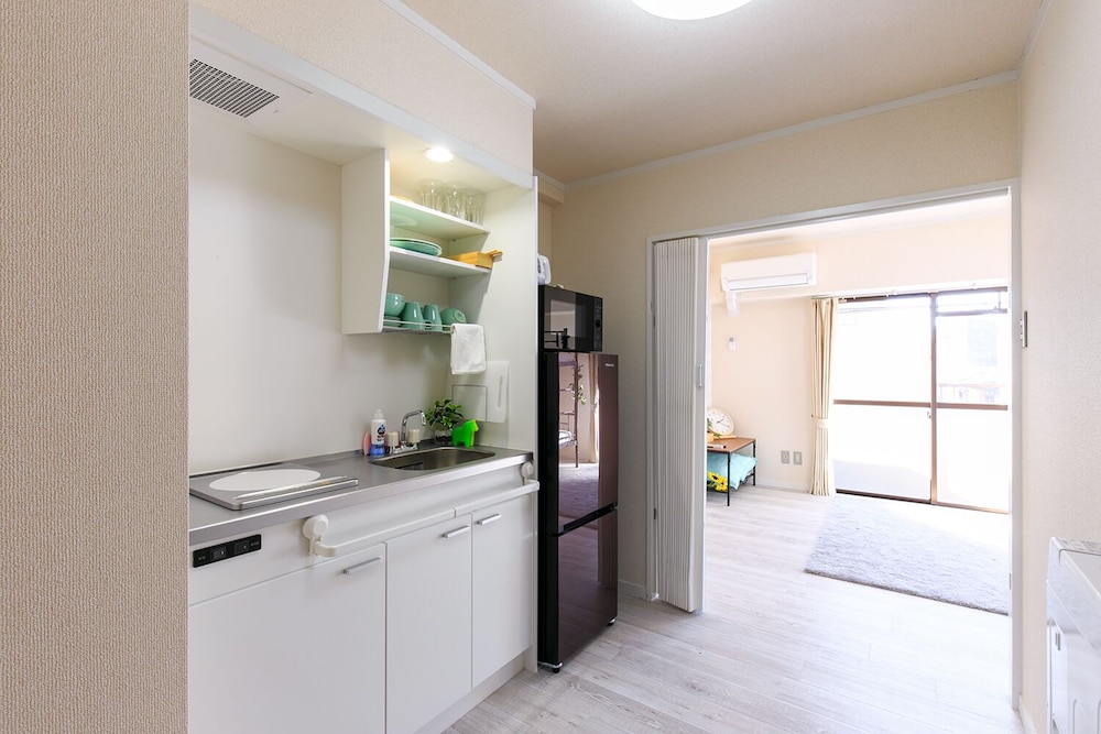 PRAZER APARTMENT 名古屋