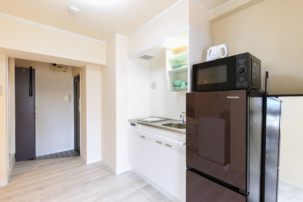 PRAZER APARTMENT 名古屋
