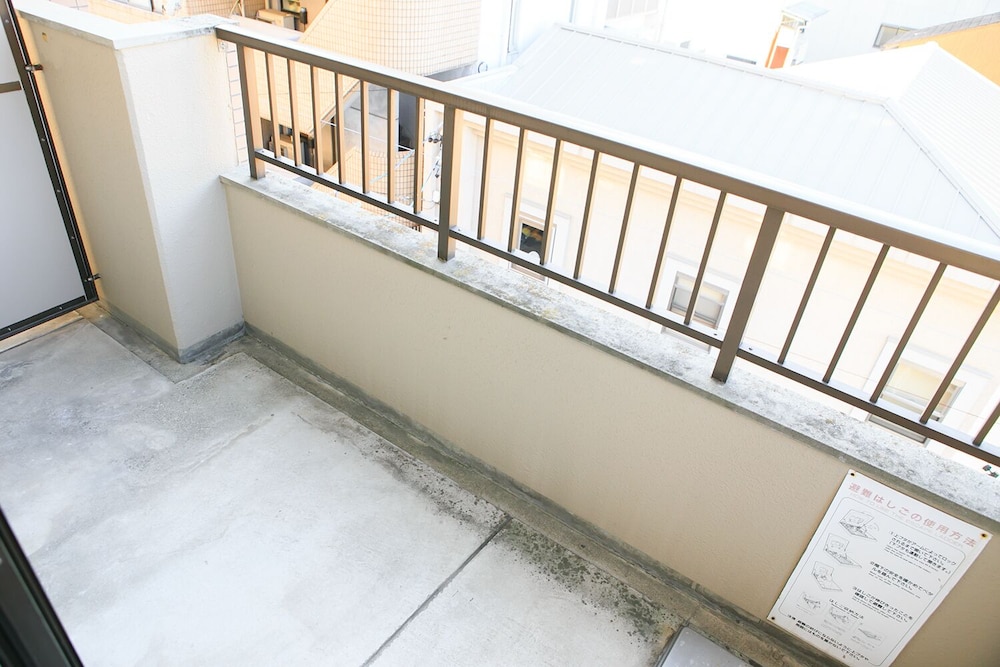PRAZER APARTMENT 名古屋
