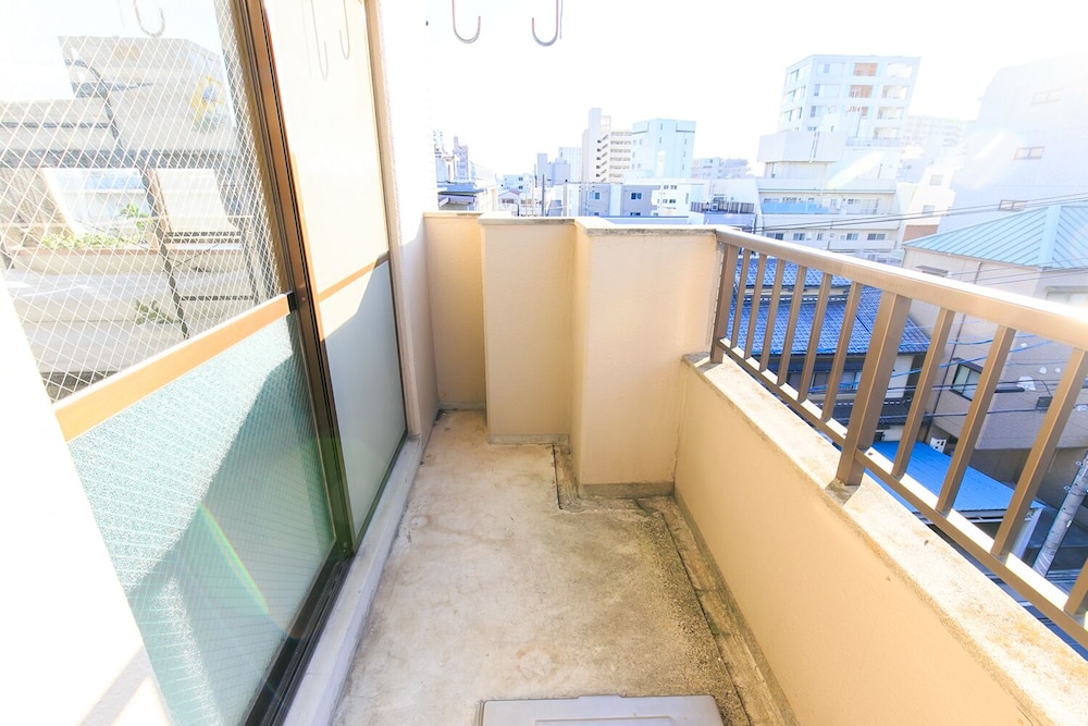 PRAZER APARTMENT 名古屋