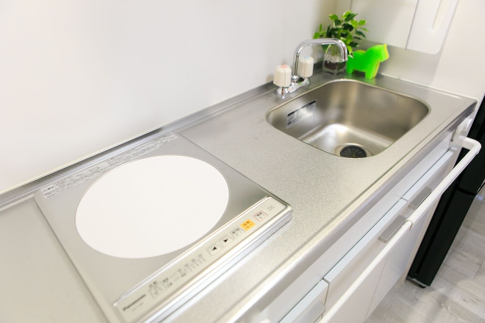 PRAZER APARTMENT 名古屋