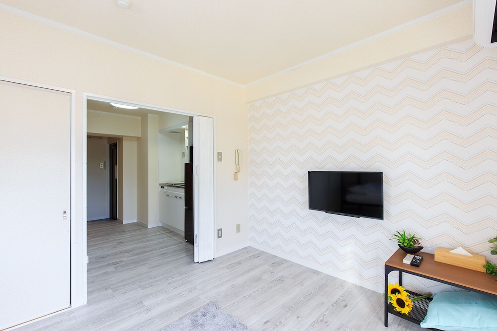 PRAZER APARTMENT 名古屋