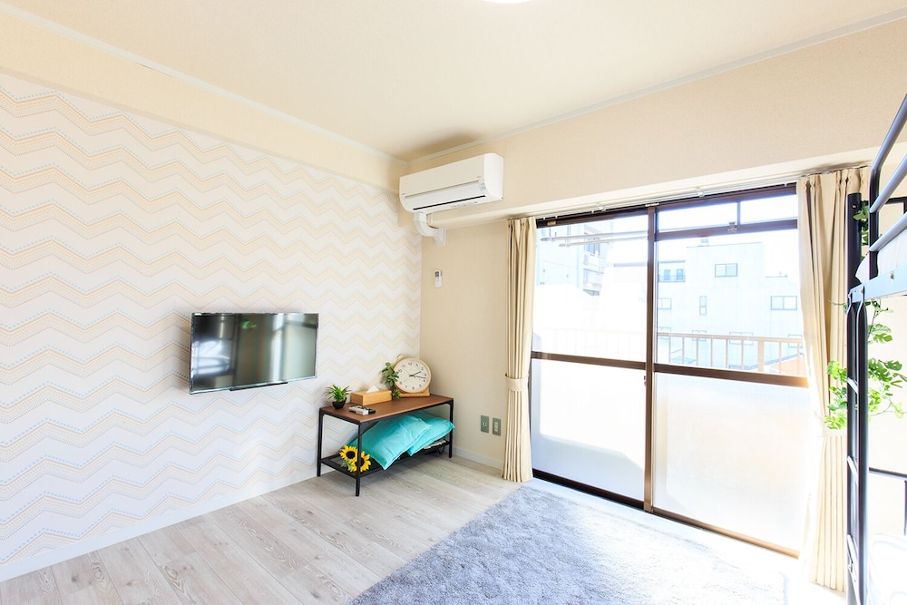 PRAZER APARTMENT 名古屋