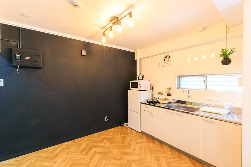 VIVA APARTMENT YABACHO (002) 名古屋