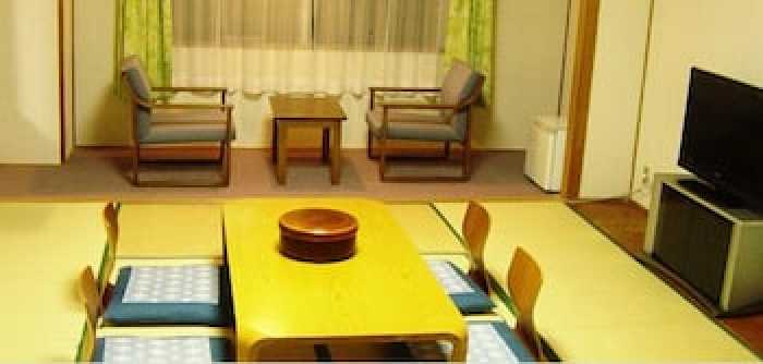 休暇村茶臼山高原 名古屋