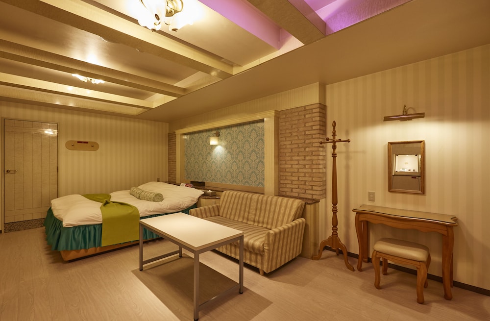 HOTEL CHRISTMAS 一宮 名古屋