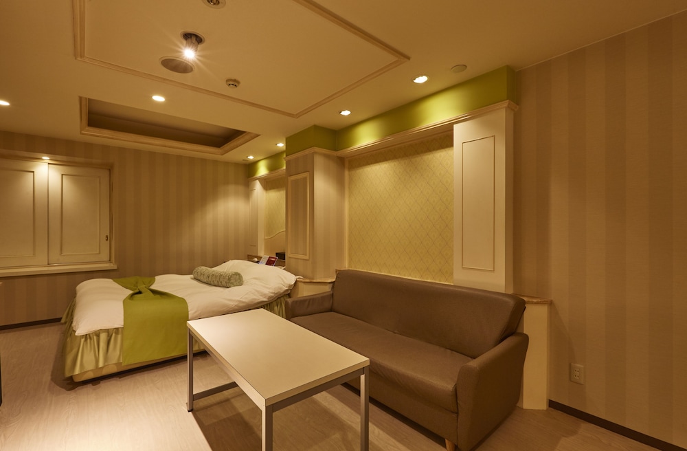 HOTEL CHRISTMAS 一宮 名古屋