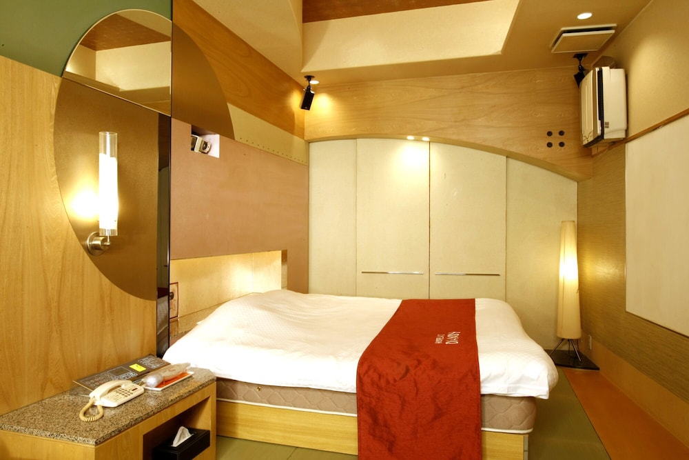 HOTEL K'S DANDY - プロヴァンスの街へ - 大人限定 名古屋
