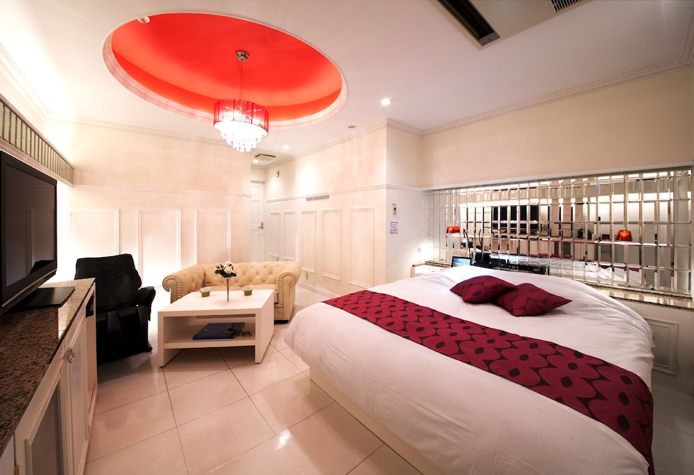 HOTEL BARON -THE SWEET MODERN - 大人限定 名古屋