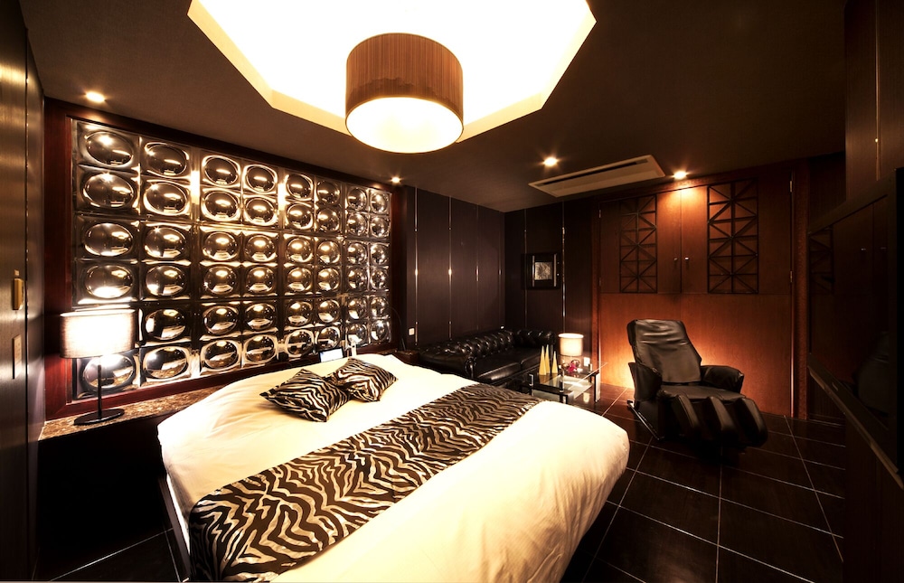 HOTEL BARON -THE SWEET MODERN - 大人限定 名古屋