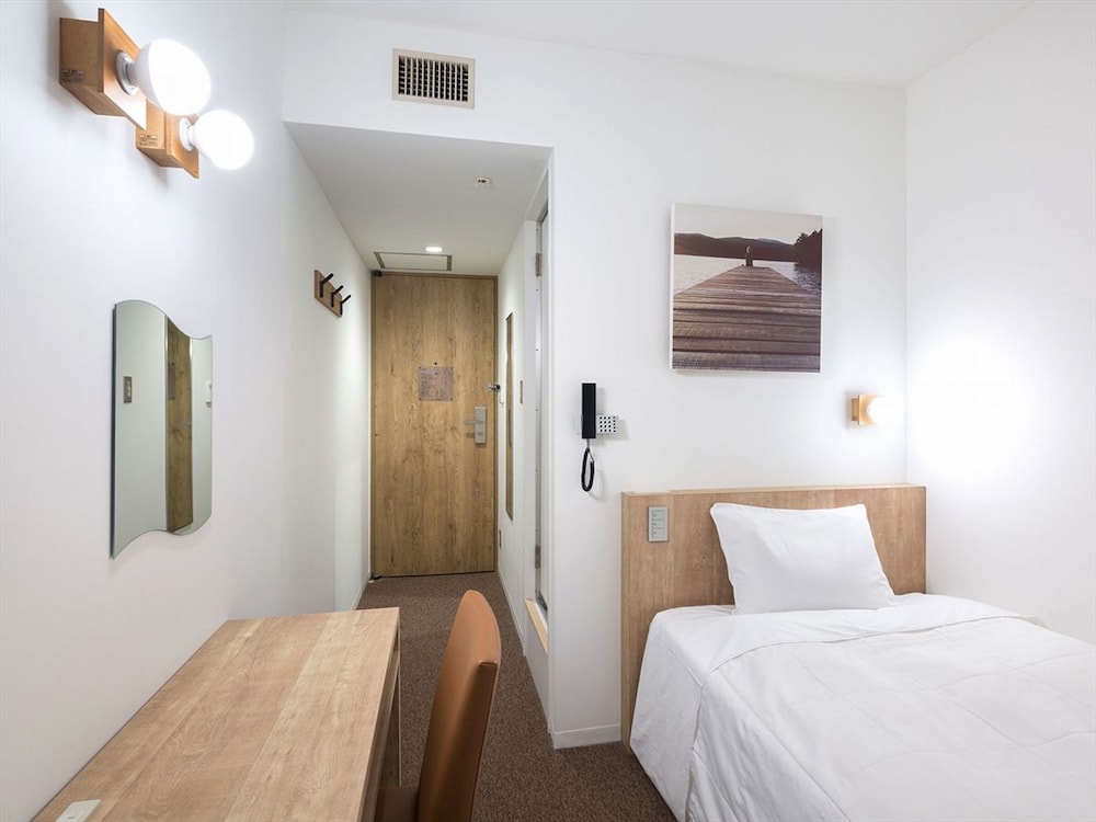 HOTEL PLUMM (ホテル プラム) 横浜