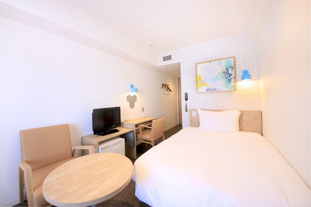 HOTEL PLUMM (ホテル プラム) 横浜