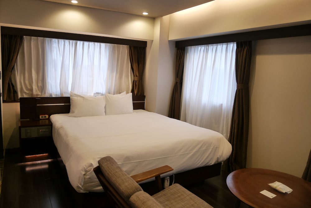 BREATH HOTEL (ブレスホテル) 横浜