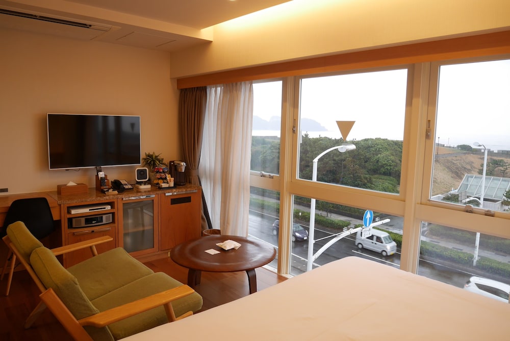 BREATH HOTEL (ブレスホテル) 横浜