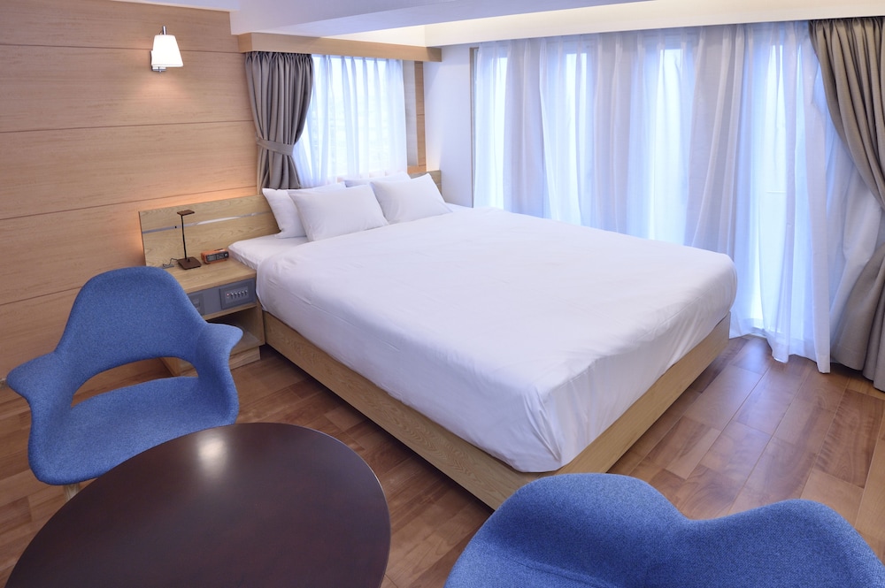 BREATH HOTEL (ブレスホテル) 横浜