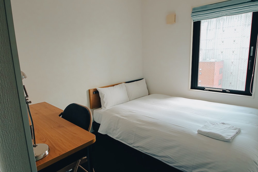 8HOTEL 横浜