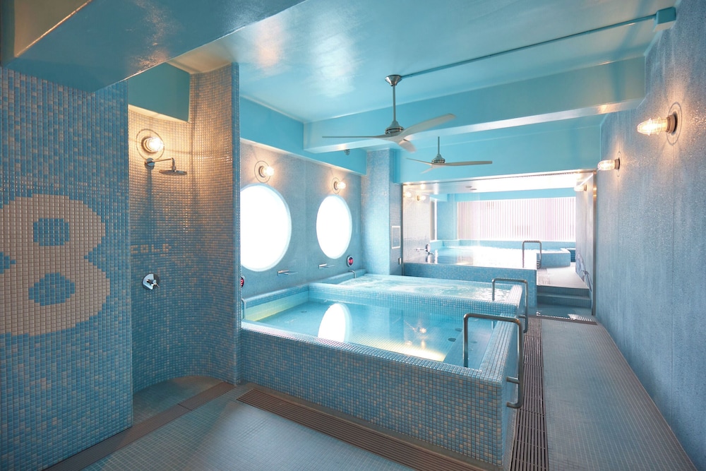 8HOTEL 横浜