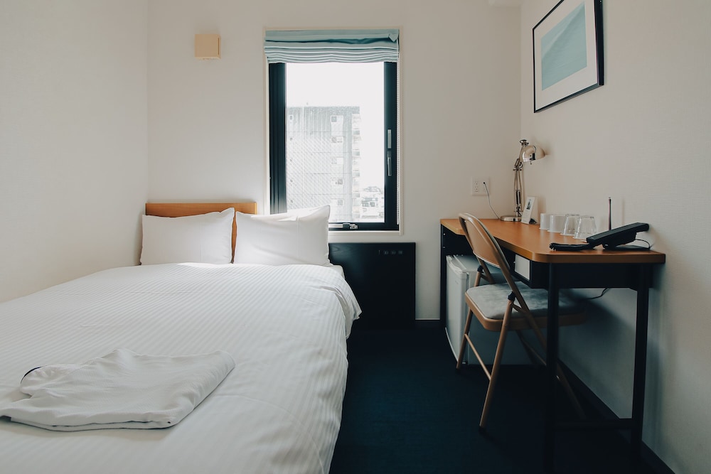 8HOTEL 横浜