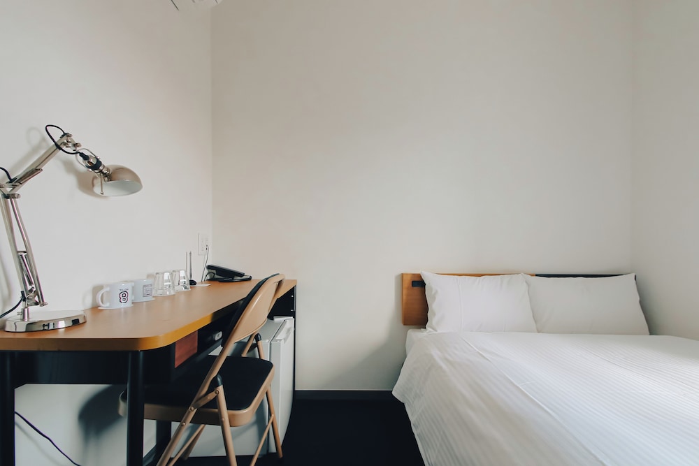 8HOTEL 横浜