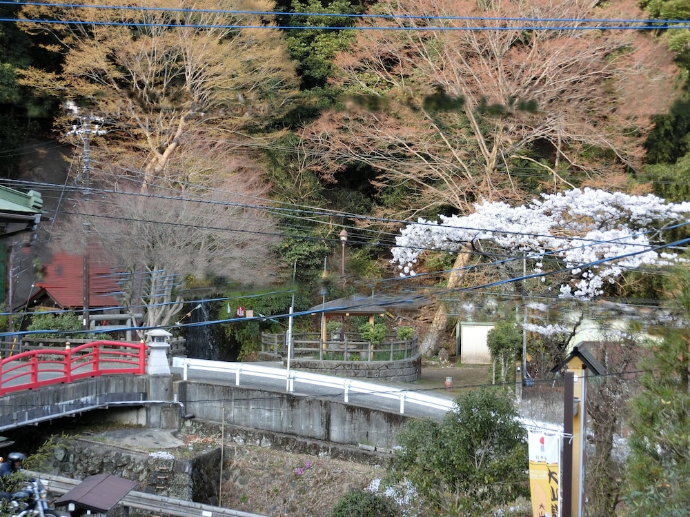 山荘なぎさ 横浜