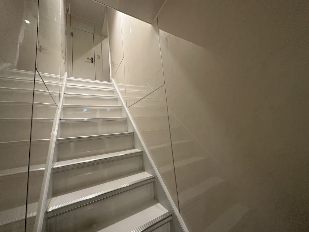 RAY HOUSE 横浜