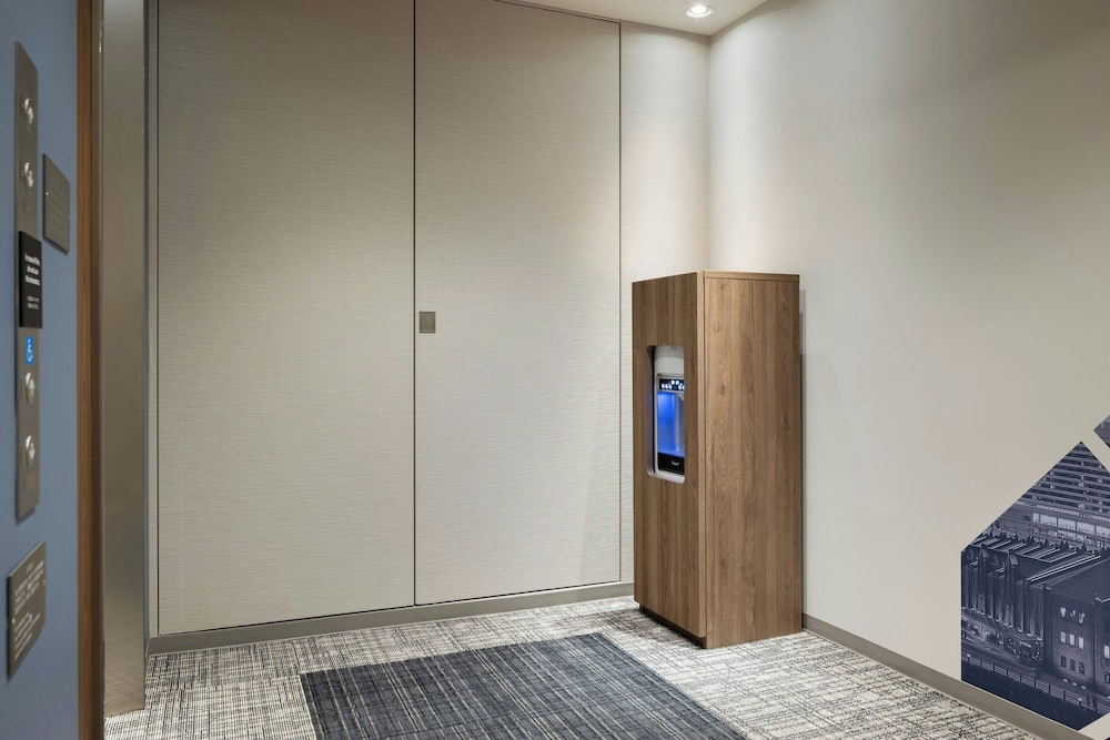FOUR POINTS FLEX BY SHERATON 横浜駅西 横浜