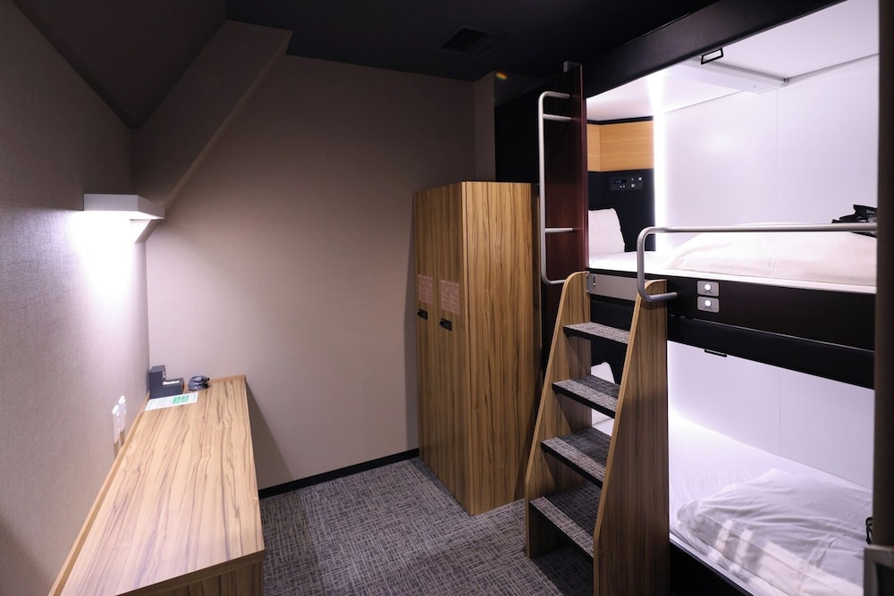 GLOBAL CABIN 横浜中華街 横浜