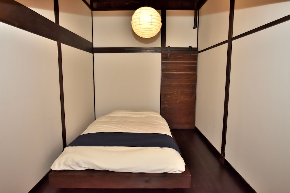 琥珀-AMBER- 鎌倉 材木座 横浜