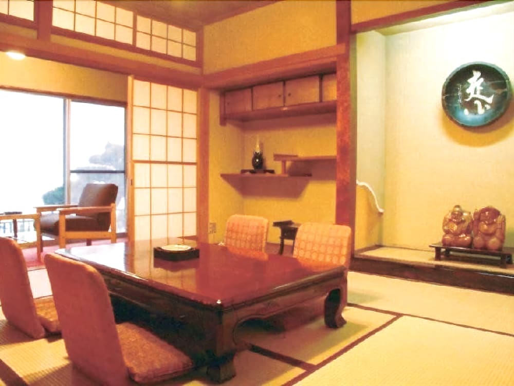 岩本楼本館 横浜