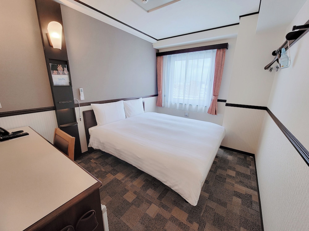 東横 INN 本厚木駅南口 横浜